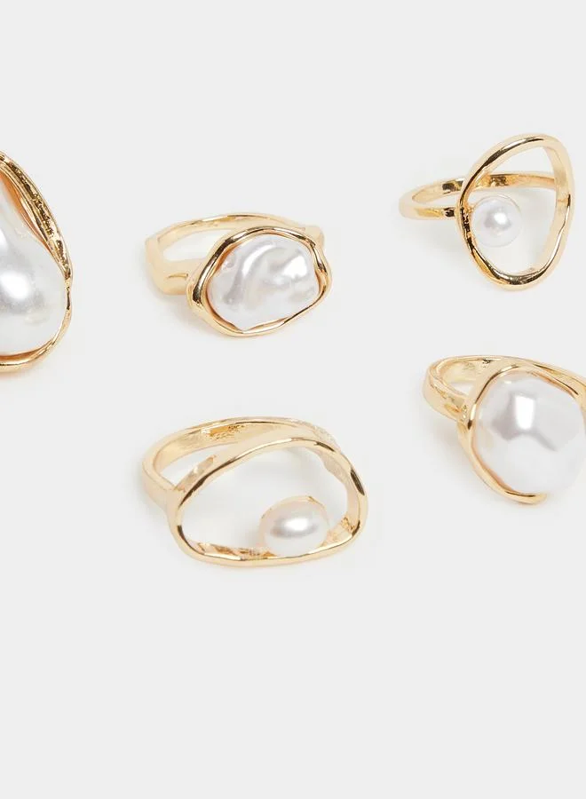 ستايلي طقم من 5 خواتم لؤلؤ لافتة